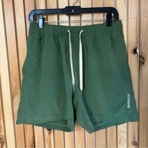 Bamboo Ave Boundless Lightweight Breathable Shorts 5" Size Medium Green